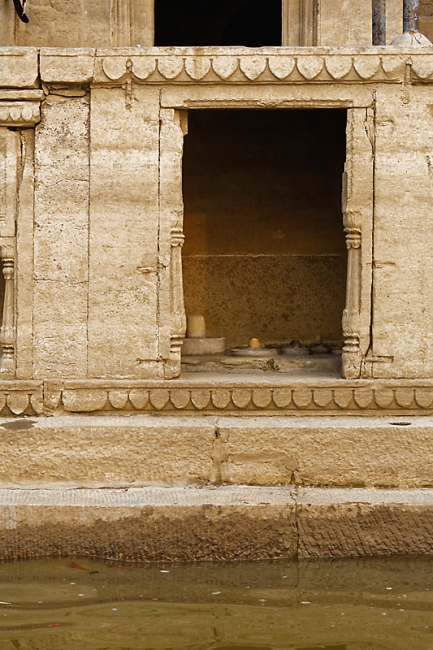 Varasani-Promenade sur le Gange-111